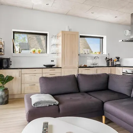 Three-bedroom In Dom wakacyjny Børkop